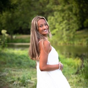 Meet your Posher, Faith